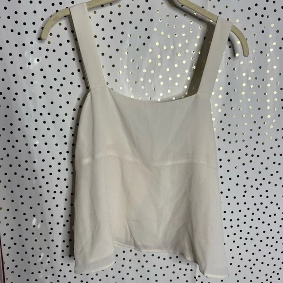 Everlane Elegant White Sleeveless Top - Picture 2 of 7